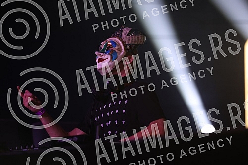 One of the most popular producers of today's electronic music, Boris Brejcha, as part of the exclusive world In Concert tour, organized an audio-visual spectacle in the Great Hangar in the Port of Belgrade.Jedan od najpopularnijih producenata elekt