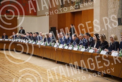 The thematic session of the Government of the Republic of Serbia, where the current situation in Kosovo and Metohija was discussed, was held in the Palace of Serbia.