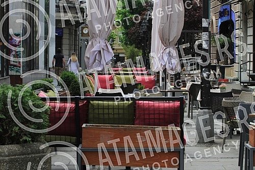 Opening of cafes after mitigation of measures to combat the coronavirus epidemic.Otvaranje kafica posle ublazavanje mera borbe protiv epidemije korona virusa.