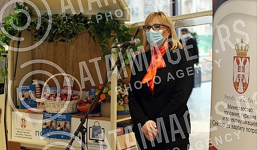 The Consumer fair was opened in the Galerija shopping center on the occasion of the World consumer day. U Trznom centru Galerija otvoren je Sajam potrosaca povodom Svetskog dana potrosaca.