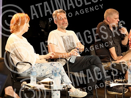 The second in a series of tribunes within the cycle 