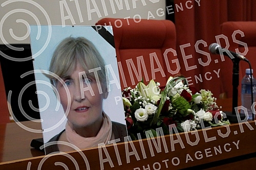 A commemoration of Jelisaveta Vasilic, a member of the Anti-Corruption Council, was held at the National Library of Serbia.Komemoracija clanici Saveta za borbu protiv korupcije Jelisaveti Vasilic odrzana je u Narodnoj biblioteci Srbije.