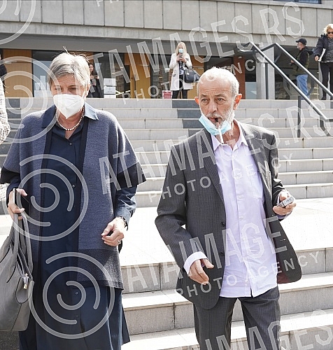 Miroslav Mika Aleksic is leaving the Palace of Justice after the preparatory hearing in the case against him was postponed due to accusations of rape and sexual harassment because his lawyer has a corona.Miroslav Mika Aleksic izazi iz Palate pravde