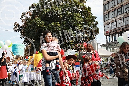 The traditional international meeting of children of Europe, Joy of Europe, which will be attended by boys and girls from 15 countries, opened today for the 52nd time with a ceremonial parade of the carnival procession along Knez Mihailova Street in 