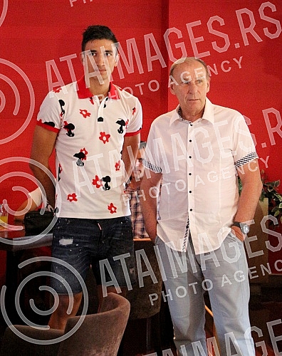 A cocktail in honor of Marco Grujic going to England - Liverpool FC.Koktel u cast Marka Grujica koji odlazi u Englesku / FC Liverpool. 