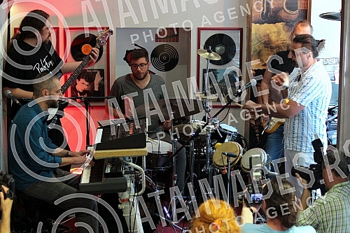 Promotion of the album 