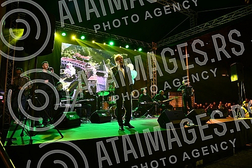 Under the auspices of the city of Kraljevo, a concert by Miroslav Ilic was held on the Square of Serbian Warriors in Kraljevo, originally planned to celebrate the Serbian New Year, but was then postponed due to the extremely bad epidemiological situa