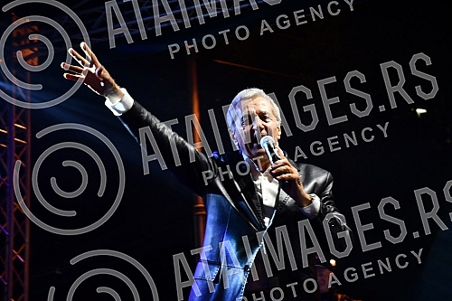 Under the auspices of the city of Kraljevo, a concert by Miroslav Ilic was held on the Square of Serbian Warriors in Kraljevo, originally planned to celebrate the Serbian New Year, but was then postponed due to the extremely bad epidemiological situa
