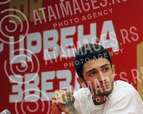 The promotion of the new player Irakli Azarovi was held in the premises of FC Crvena ZvezdaU prostorijama FK Crvena zvezda odrzana je promocija novog igraca Iraklija Azarova.