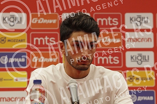 The promotion of the new player Irakli Azarovi was held in the premises of FC Crvena ZvezdaU prostorijama FK Crvena zvezda odrzana je promocija novog igraca Iraklija Azarova.