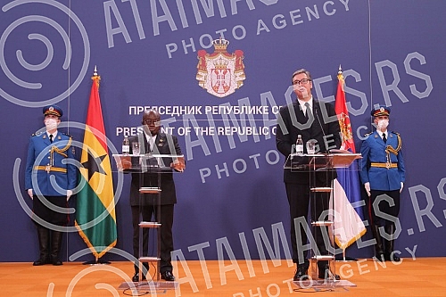 Press statements by the President of the Republic of Serbia Aleksandar Vucic and the President of the Republic of Ghana, Nana Addo Dankwa Akufo-Addo.Izjave za medije predsednika Republike Srbije Aleksandra Vucica i predsednika Republike Gane Nana A