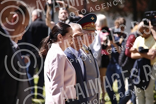 As part of the celebration of May 9, the Day of Victory over Fascism in World War II, representatives of the Ministry of Defense and the Serbian Army, the City of Belgrade and SUBNOR and participants in the Immortal Regiment laid wreaths at the Monum