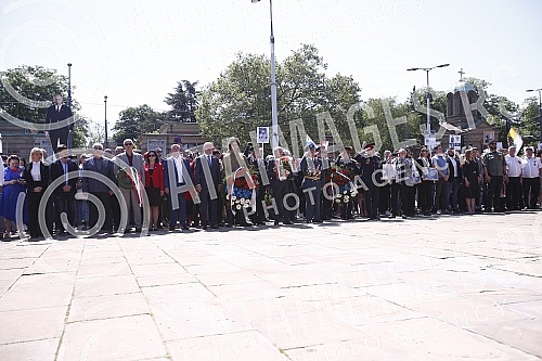 As part of the celebration of May 9, the Day of Victory over Fascism in World War II, representatives of the Ministry of Defense and the Serbian Army, the City of Belgrade and SUBNOR and participants in the Immortal Regiment laid wreaths at the Monum