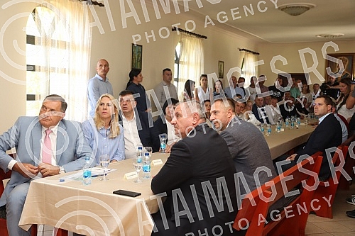 In Manjaca, the master plan for the construction and development strategy of the ski center was presented, and on that occasion it was said that this ski center will contribute to the development of the tourist offer of Banja Luka and the entire regi