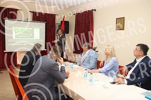 In Manjaca, the master plan for the construction and development strategy of the ski center was presented, and on that occasion it was said that this ski center will contribute to the development of the tourist offer of Banja Luka and the entire regi