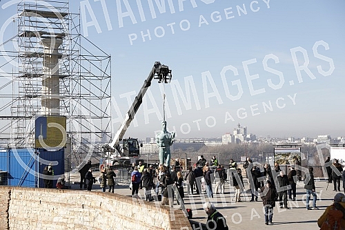 Winner statue returned to Kalemegdan after restoration.Statua Pobednika vracena na Kalemegdan posle restauracije