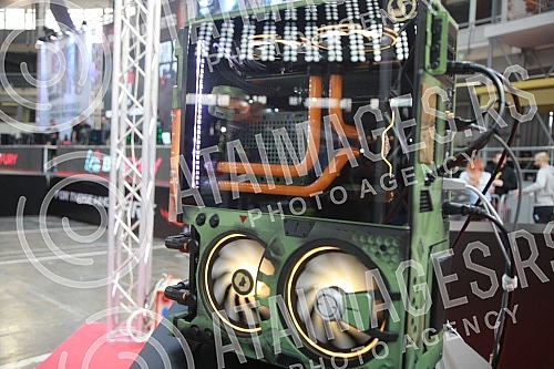 The seventh Games.con festival takes place in halls 1 and 2 of the Belgrade Fair.Sedmi Games.con festivala odrzava se u halama 1 i 2 Beogradskog sajma.