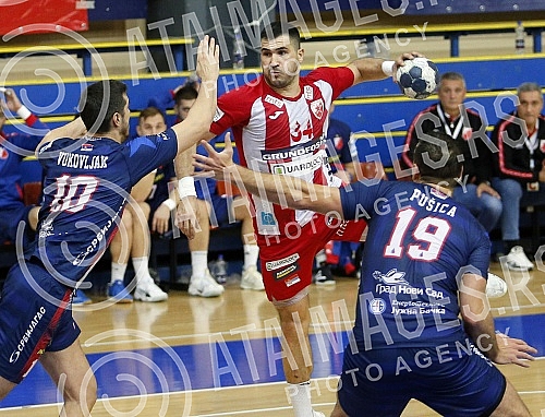 The match of Arkus handball league between RK Crvena zvezda Grundfos and RK Vojvodina.Utakmica Arkus lige za rukometase izmedju RK Crvena zvezda Grundfos i RK Vojvodina.