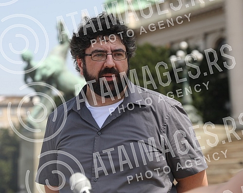 Open Civic Platform ACTION and the Let's Not Drown Belgrade Initiative organized a press conference on the proposed amendments to the Law on Waters, which violates the Constitution and almost openly legalizes corruption in leasing water land. Otvor