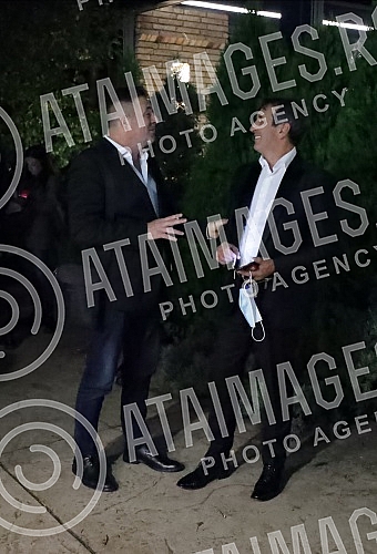 The premiere of the monodrama Petrija's Wreath, adapted by actress Mirjana Karanovic and directed by Jana Maricic, was held at the Brdo Theater.Premijera monodrame Petrijin venac, ciju je adaptaciju glumica Mirjana Karanovic uradila sa rediteljkom 