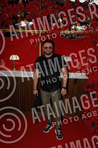 The premiere of the video Rana and the promotion of the album Cinema (Bioskop) by Seka Aleksic was held at the Cinestar cinema in the Ada Mall shopping center.Premijera spota Rana i promocija albuma Bioskop Seke Aleksic odrzana je u bioskopu Cinest