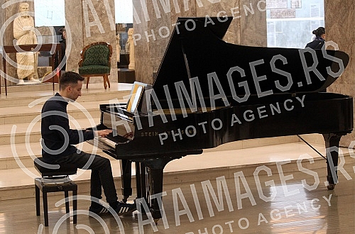 The ceremonial awarding of the 19th Milorad Medic Award for 2021 for outstanding merits in the field of conservation and restoration, on the feast of St. Luke, the patron saint of conservators and restorers, was held at the National Museum in Belgrad