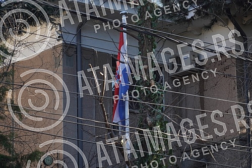 A fire broke out in the residence of the Croatian Embassy, located at 17b Sanje Zivanovic Street in Senjak. U rezidenciji Hrvatske ambasade koja se nalazi u Ulici Sanje Zivanovic 17b na Senjaku  izbio je pozar.