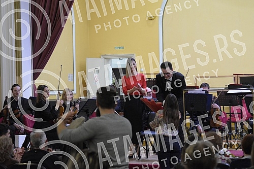 The compositions of Beethoven, Korsakov and Mona could be heard by the citizens of Nis at the double concert of the Low Symphony Orchestra, and the soloists were cellist Natasa Palic and trombonist Ilija Stankovic.Dela Betovena, Korsakova i Mona gr