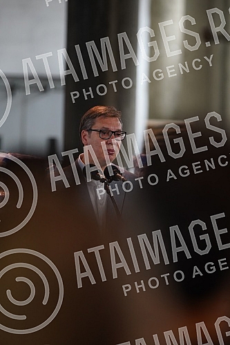 The President of the Republic of Serbia, Aleksandar Vucic, visited the warehouse of the Republic Directorate for Commodity Reserves - General Cargo Warehouse, Belgrade.Predsednik Republike Srbije Aleksandar Vucic obisao je skladista Republicke dire