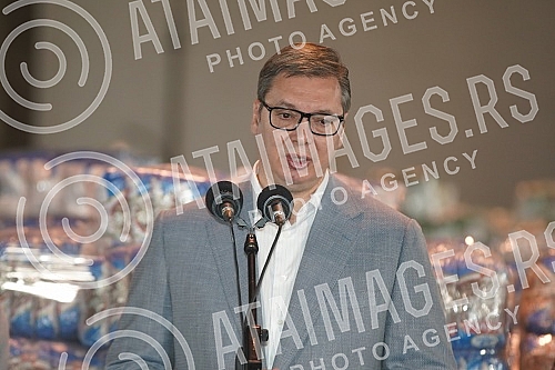 The President of the Republic of Serbia, Aleksandar Vucic, visited the warehouse of the Republic Directorate for Commodity Reserves - General Cargo Warehouse, Belgrade.Predsednik Republike Srbije Aleksandar Vucic obisao je skladista Republicke dire