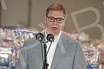 The President of the Republic of Serbia, Aleksandar Vucic, visited the warehouse of the Republic Directorate for Commodity Reserves - General Cargo Warehouse, Belgrade.Predsednik Republike Srbije Aleksandar Vucic obisao je skladista Republicke dire