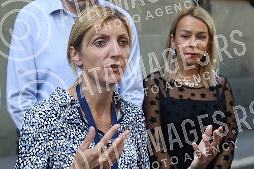 Deputy President of the Democratic Party and Member of Parliament Dragana Rakic ââheld a media conference regarding the case of discrimination and illegal expulsion of children from a preschool in Pecinci.Zamenica predsednika Demokratske strank