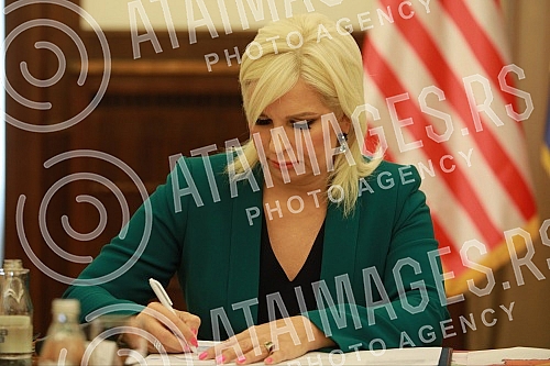 The President of Serbia, Aleksandar Vucic, met with the representatives of UGT Renewables LLC.Predsednik Srbije Aleksandar Vucic sastao se sa predstavnicima kompanije UGT Renewables LLC.