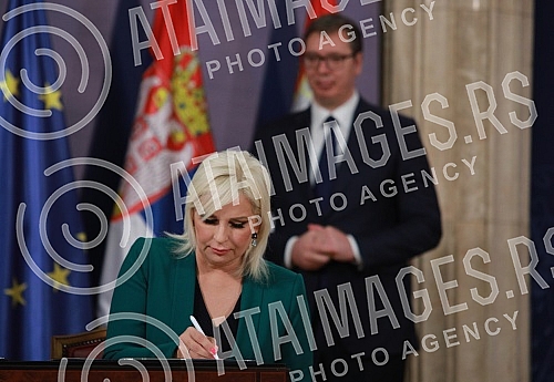 The President of Serbia, Aleksandar Vucic, met with the representatives of UGT Renewables LLC.Predsednik Srbije Aleksandar Vucic sastao se sa predstavnicima kompanije UGT Renewables LLC.