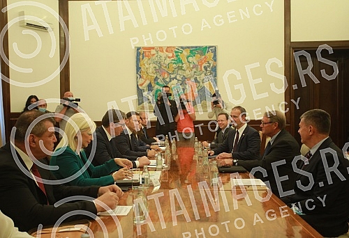 The President of Serbia, Aleksandar Vucic, met with the representatives of UGT Renewables LLC.Predsednik Srbije Aleksandar Vucic sastao se sa predstavnicima kompanije UGT Renewables LLC.