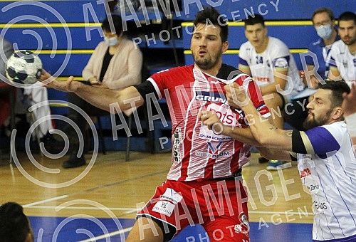 The match of the 8th round of the ARKUS league in the men's competition between the teams of MRK Crvena zvezda Grundfos and RK Metaloplastika was played in the USC Vozdovac hall. Utakmica 8. kola ARKUS lige u muskoj konkurenciji izmedju ekipa MRK C