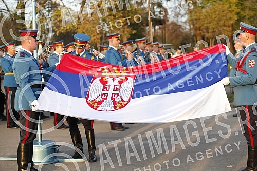 Honorary units of the Serbian Army Guard from the Sava Terrace of the Belgrade Fortress fired honorary artillery fire in honor of the Day of Reconciliation in the First World War - a national holiday in the Republic of Serbia. Pocasne jedinice Gard