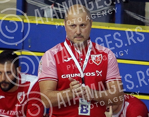 The match of the 8th round of the ARKUS league in the men's competition between the teams of MRK Crvena zvezda Grundfos and RK Metaloplastika was played in the USC Vozdovac hall. Utakmica 8. kola ARKUS lige u muskoj konkurenciji izmedju ekipa MRK C