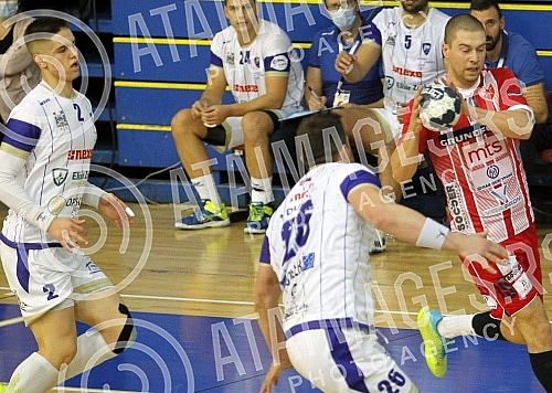 The match of the 8th round of the ARKUS league in the men's competition between the teams of MRK Crvena zvezda Grundfos and RK Metaloplastika was played in the USC Vozdovac hall. Utakmica 8. kola ARKUS lige u muskoj konkurenciji izmedju ekipa MRK C