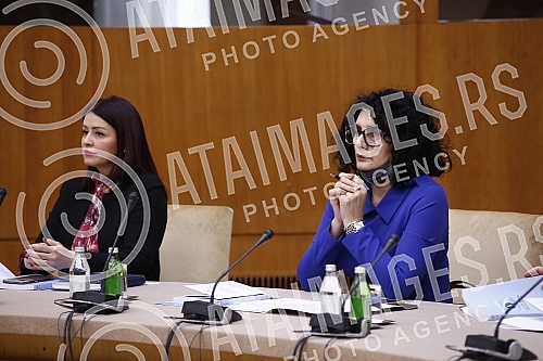 A special report of the Protector of Citizens on the impact of measures to prevent the spread of coronavirus on the exercise of children's rights was presented at the Palace of Serbia.U Palati Srbija predstavljen je posebni izvestaj Zastitnika grad