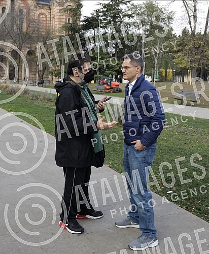 In Tasmajdan Park, People's Party President Vuk Jeremic issued a statement regarding criminal charges against Serbian Prime Minister Ana Brnabic and Ministers Zorana Mihajlovic and Irena Vujovic in connection with plans to open a Rio Tinto lithium mi