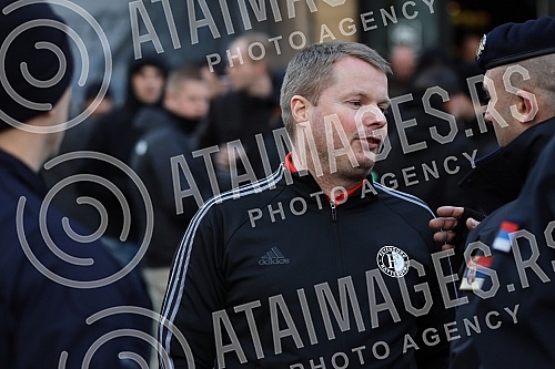 Fans of the Fejenodra football club, which will play the first game of the eighth finals of the League of Conferences against FC Partizan at 6:45 pm at the stadium in Humska, went to the stadium from the Republic Square with police escort.Navijaci 
