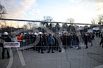 Fans of the Fejenodra football club, which will play the first game of the eighth finals of the League of Conferences against FC Partizan at 6:45 pm at the stadium in Humska, went to the stadium from the Republic Square with police escort.Navijaci 