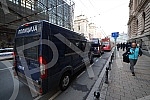 Fans of the Fejenodra football club, which will play the first game of the eighth finals of the League of Conferences against FC Partizan at 6:45 pm at the stadium in Humska, went to the stadium from the Republic Square with police escort.Navijaci 