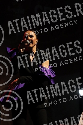 One of the most famous pop singers in Serbia, Aleksandra Radovic, performed her Acoustic concert as part of the Garden Sessions series of concerts held at the Jevremovac Botanical Garden.Sa svojim programom Acoustic koncert u sklopu Garden Sessions