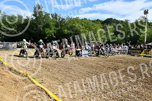 A motocross competition was held at the MX Park Tresnjari track in Kraljevo.Na stazi MX park Tresnjari u Kraljevu odrzano je takmicenje u moto krosu.