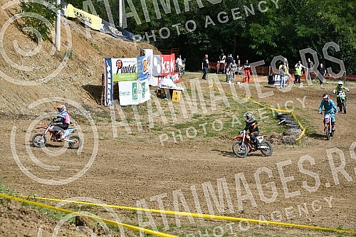 A motocross competition was held at the MX Park Tresnjari track in Kraljevo.Na stazi MX park Tresnjari u Kraljevu odrzano je takmicenje u moto krosu.