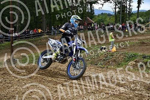 A motocross competition was held at the MX Park Tresnjari track in Kraljevo.Na stazi MX park Tresnjari u Kraljevu odrzano je takmicenje u moto krosu.