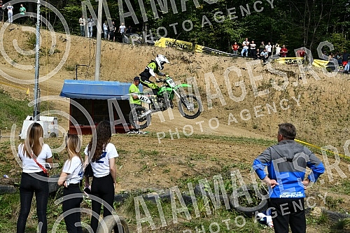 A motocross competition was held at the MX Park Tresnjari track in Kraljevo.Na stazi MX park Tresnjari u Kraljevu odrzano je takmicenje u moto krosu.