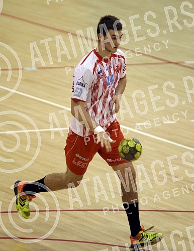 Utakmica 6-og kola plejauta rukometne Super Lige Srbije izmedju RK Kolubara Lazarevac i RK Crvena Zvezda Beograd odigrana u `SRC Kolubara`. 